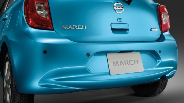 นิสสัน มาร์ช Nissan March_rearskirt