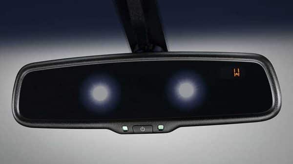 Navara Double Cab Interior rearview mirror