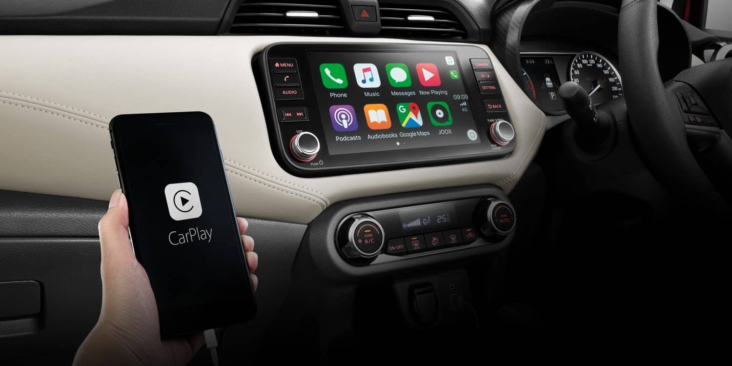 ระบบล้ำสมัยที่เชื่อมต่อ นิสสัน อัลเมร่า ใหม่ กับสมาร์ทโฟนของคุณ NISSANCONNECT  เทคโนโลยีที่ตอบรับทุกความสะดวกสบาย เชื่อมต่อสมาร์ทโฟน กับ Apple CarPlay สามารถเล่นแอพพลิเคชั่นในมือถือผ่านจอเครื่องเสียงรถยนต์เพื่อความคมชัด พร้อมระบบนำทาง Navigation System และระบบสั่งงานด้วยเสียงอัจฉริยะ Voice Recognition เพลิดเพลินสะดวกสบายในทุกการเดินทาง